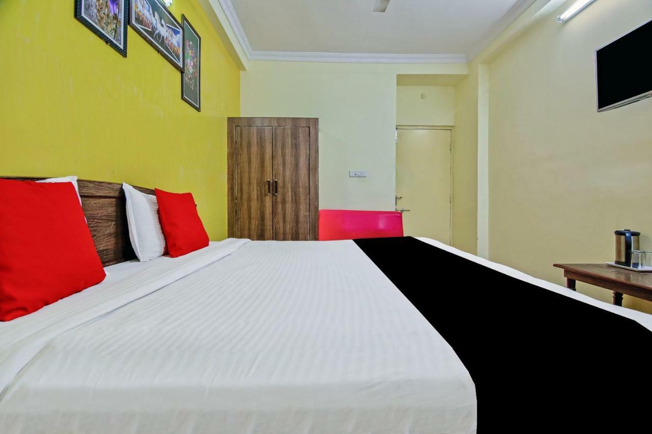 Capital O 41962 Hotel Mandakini Continental Lucknow Esterno foto